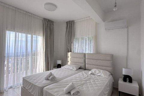 Вилла с 5 спальнями в Тала, Пафос,  № 43931 14