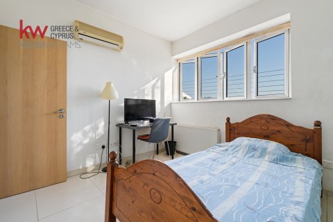 7 bedrooms Townhouse in Larnaka,  No. 40682 18