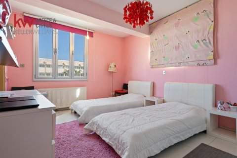 7 bedrooms Townhouse in Larnaka,  No. 40682 13