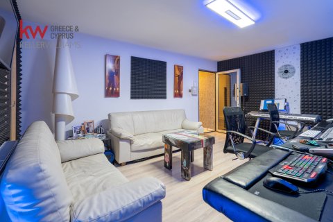 7 bedrooms Townhouse in Larnaka,  No. 40682 23