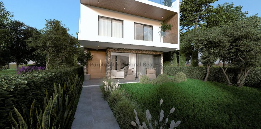 3 bedrooms Villa in Chloraka, Paphos,  No. 35139