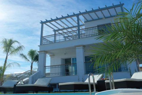 Studio Villa in Nicosia,  No. 38065