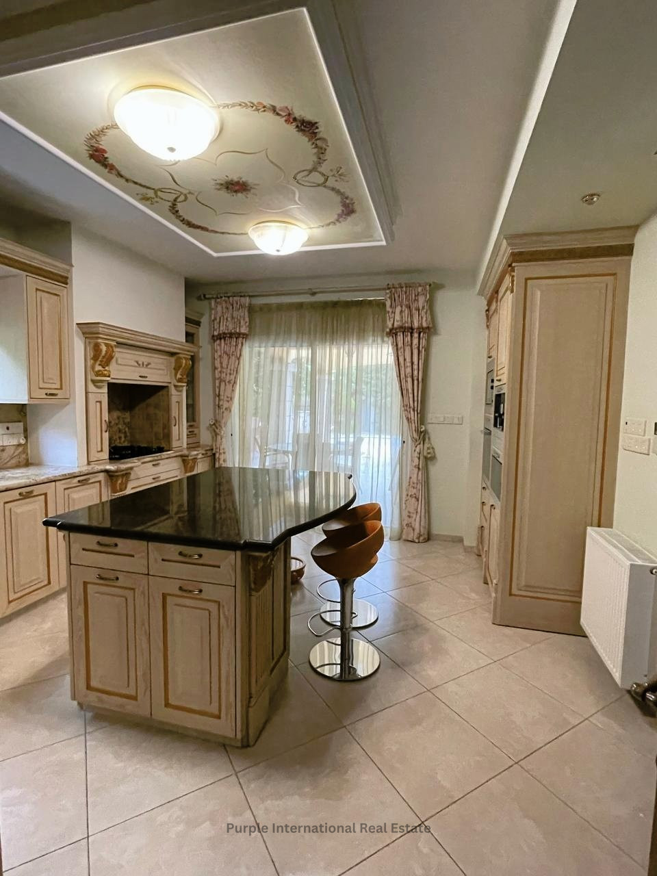 4 bedrooms Villa in Germasogeia, Limassol, Cyprus No. 36453
