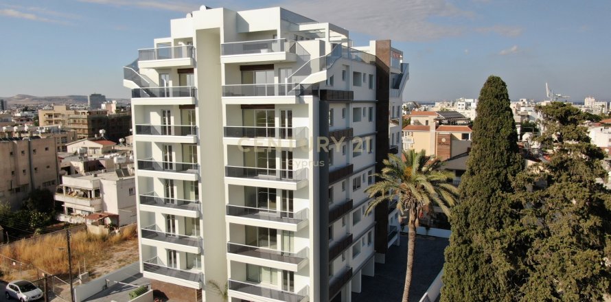 4 dormitorios Ático en Larnaca, Larnaka,  No. 55450