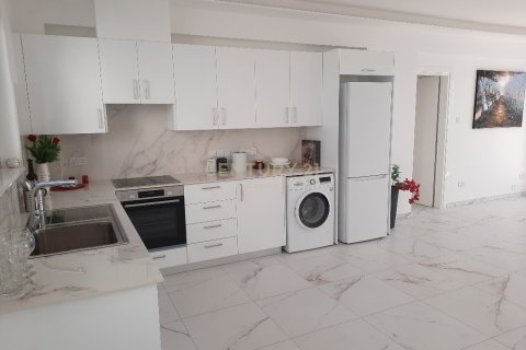4 dormitorios Ático en Larnaca, Larnaka,  No. 55450 3