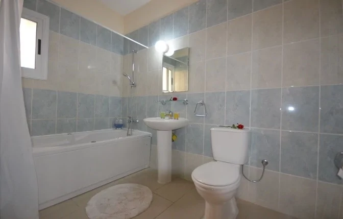 2 bedrooms Apartment in Kato Paphos, Paphos, Cyprus No. 4944