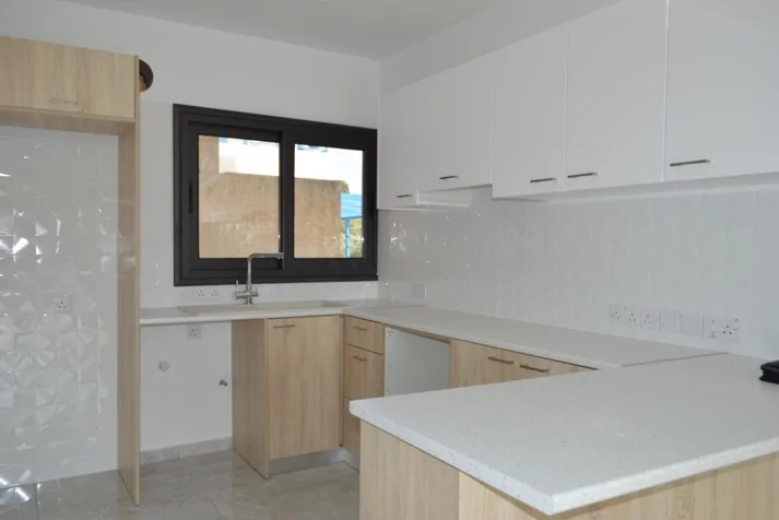 2 bedrooms Apartment in Kato Paphos, Paphos, Cyprus No. 4942