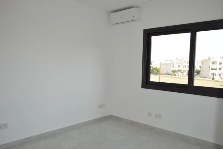 2 bedrooms Apartment in Kato Paphos, Paphos, Cyprus No. 4942