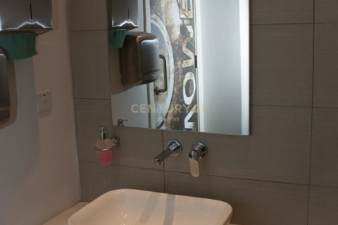 323.7m2 Oficina en Limassol,  No. 56101 12