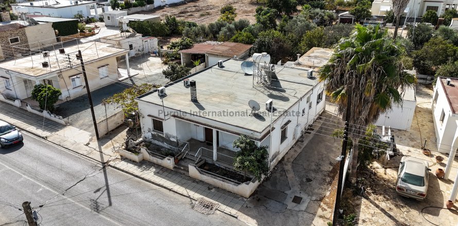 Бунгало с 4 спальнями в Паралимни, Аммохостос, № 51202