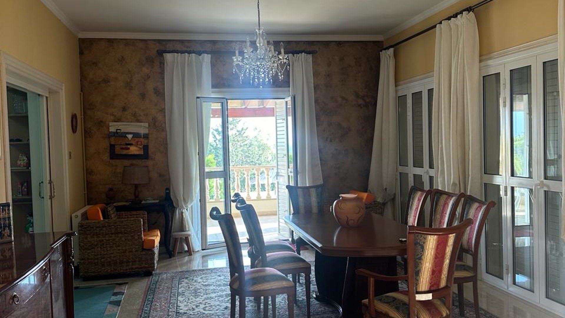 5 bedrooms Villa in Agios Tychonas, Limassol, Cyprus No. 30487