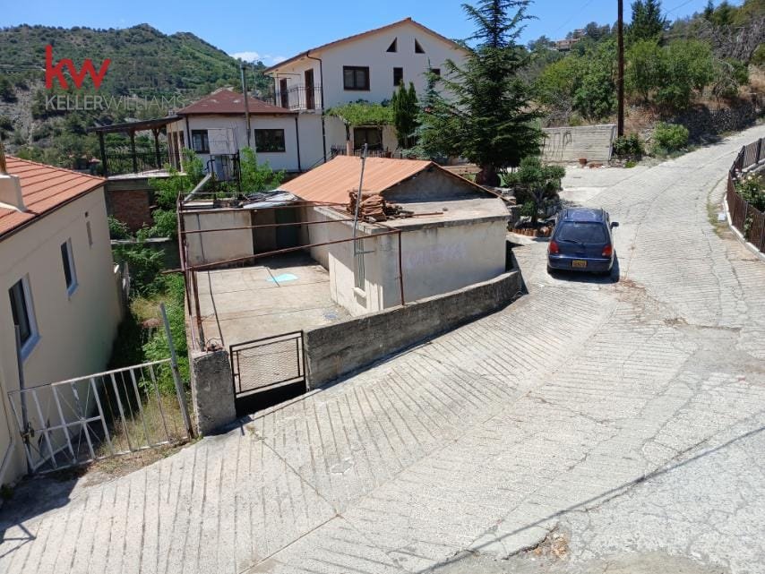 101m2 Townhouse in Agros, Limassol, Cyprus No. 56795