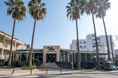 242m2 Commercial property in Nicosia, No. 37944 8