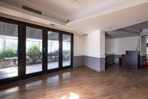 242m2 Commercial property in Nicosia, No. 37944 3