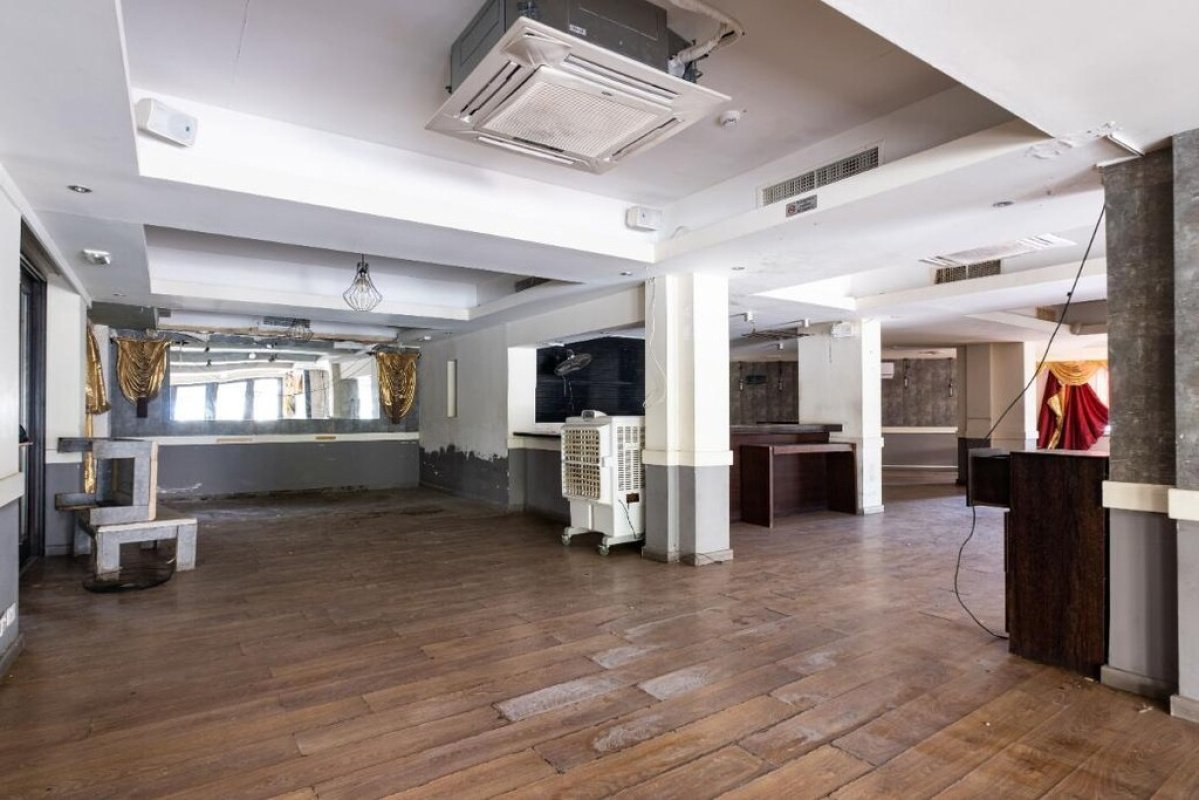 242m2 Local comercial en Nicosia, Chipre No. 37944