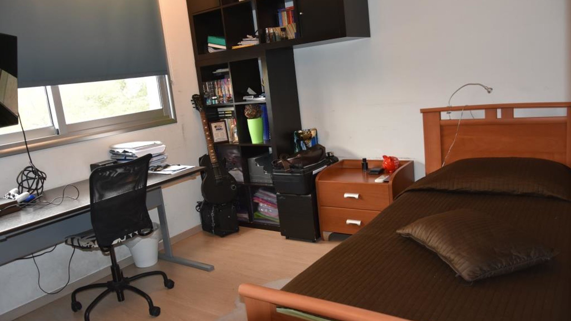 3 bedrooms Apartment in Limassol, Cyprus No. 26032