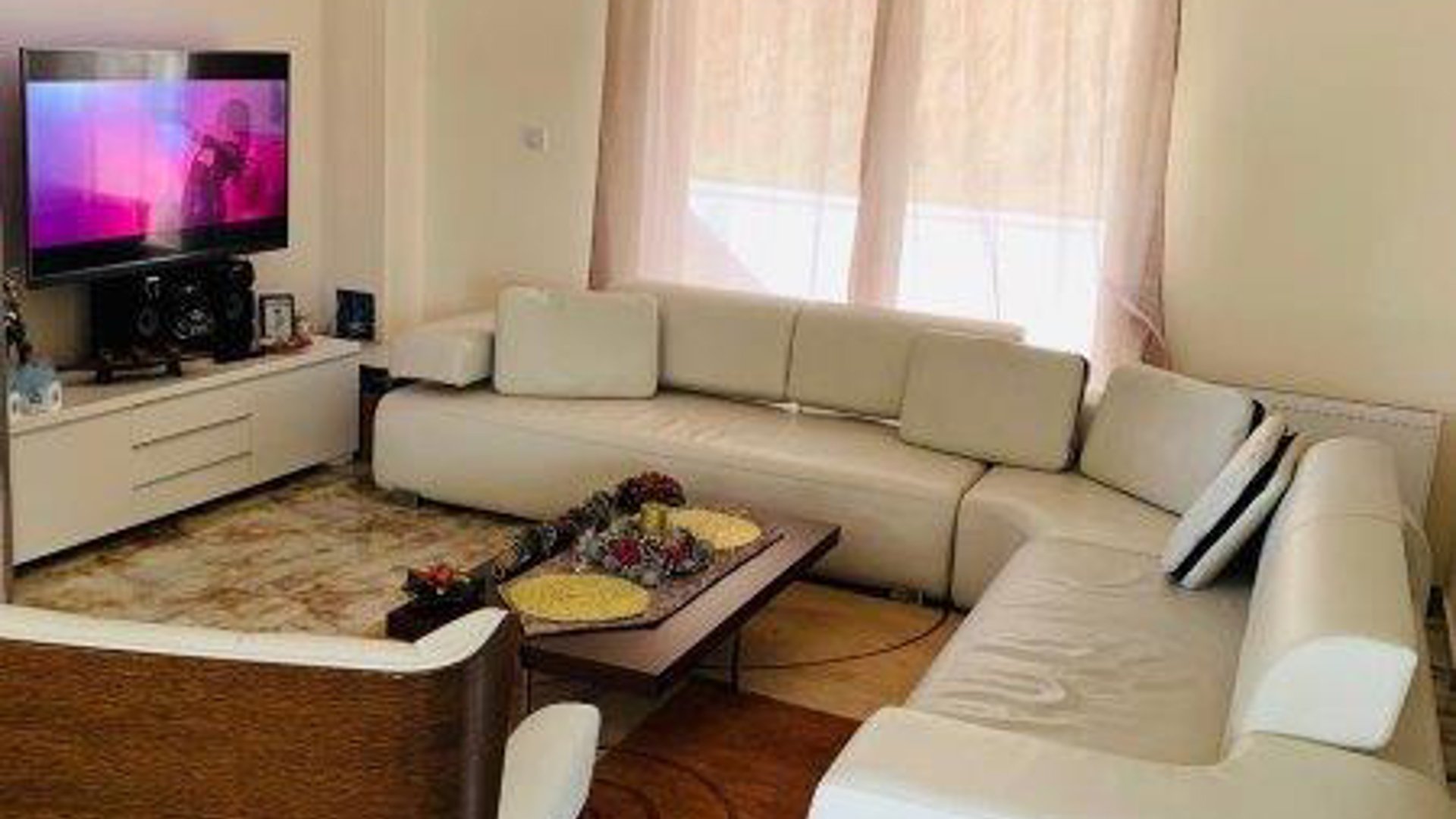 5 bedrooms Apartment in Moniatis, Limassol, Cyprus No. 26036