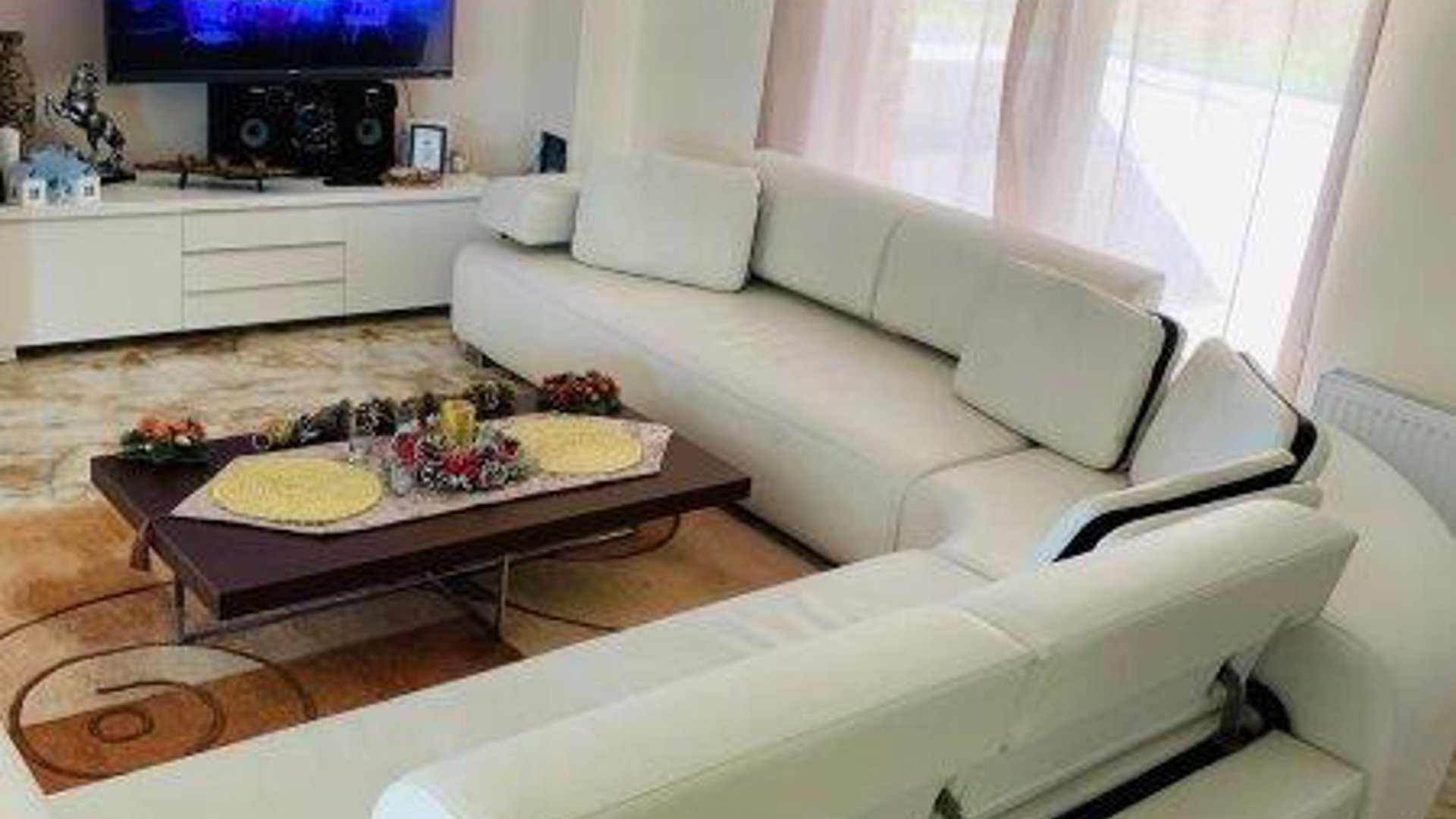 5 bedrooms Apartment in Moniatis, Limassol, Cyprus No. 26036