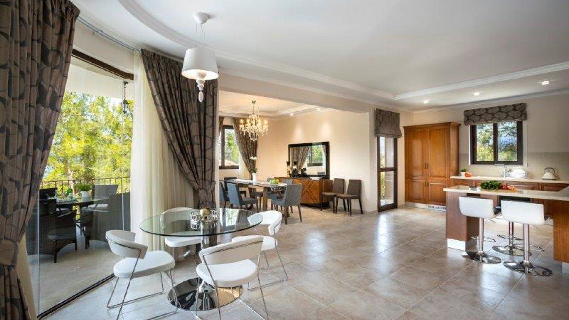 4 bedrooms Villa in Argaka, Paphos, Cyprus No. 26038