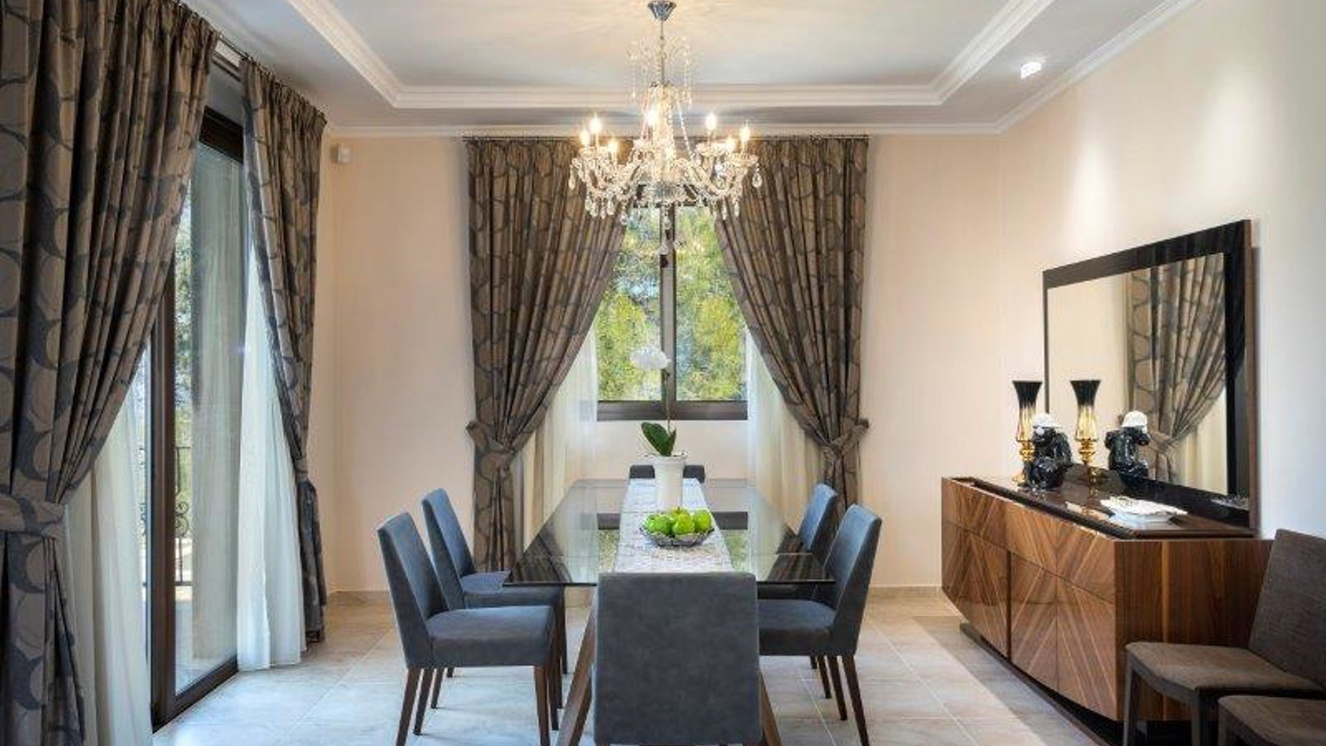 4 bedrooms Villa in Argaka, Paphos, Cyprus No. 26038