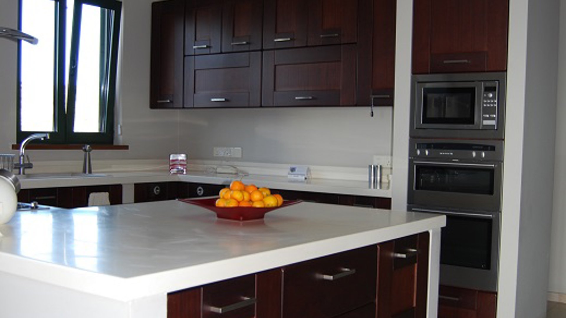 5 bedrooms Villa in Agios Athanasios, Limassol, Cyprus No. 26033