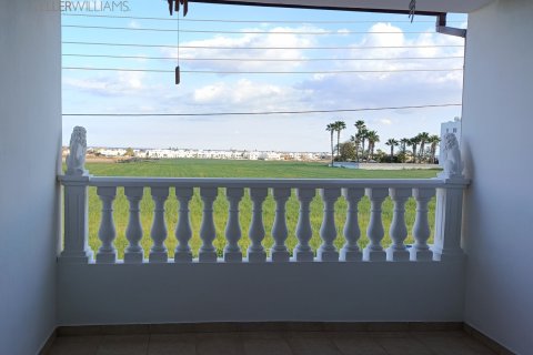 3 bedrooms Apartment in Livadia, Larnaka, No. 40545 17