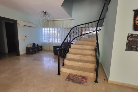 7 chambres Villa à Limassol,  No. 48943 10