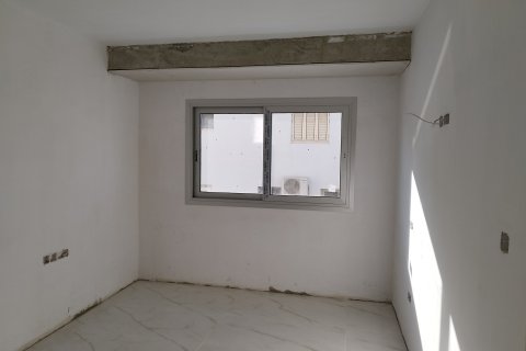 2 bedrooms Apartment in Livadia, Larnaka,  No. 48939 12