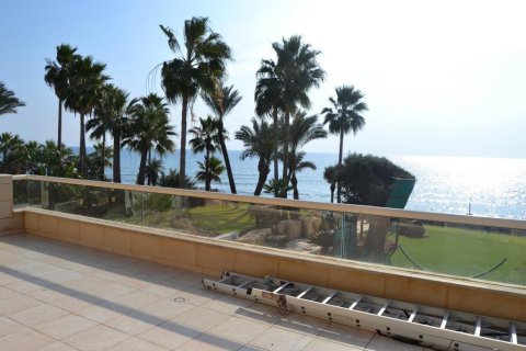 3 bedrooms Villa in Pervolia, Larnaka, No. 48941 7