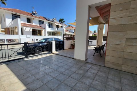 2 dormitorios Villa en Oroklini, Larnaka,  No. 48942 9