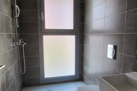 3 bedrooms Apartment in Larnaca, Larnaka, No. 49429 7