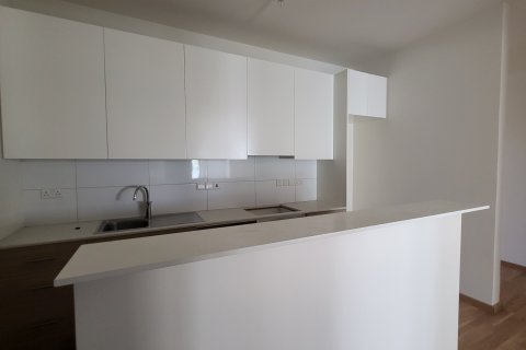 3 bedrooms Apartment in Larnaca, Larnaka, No. 49429 6