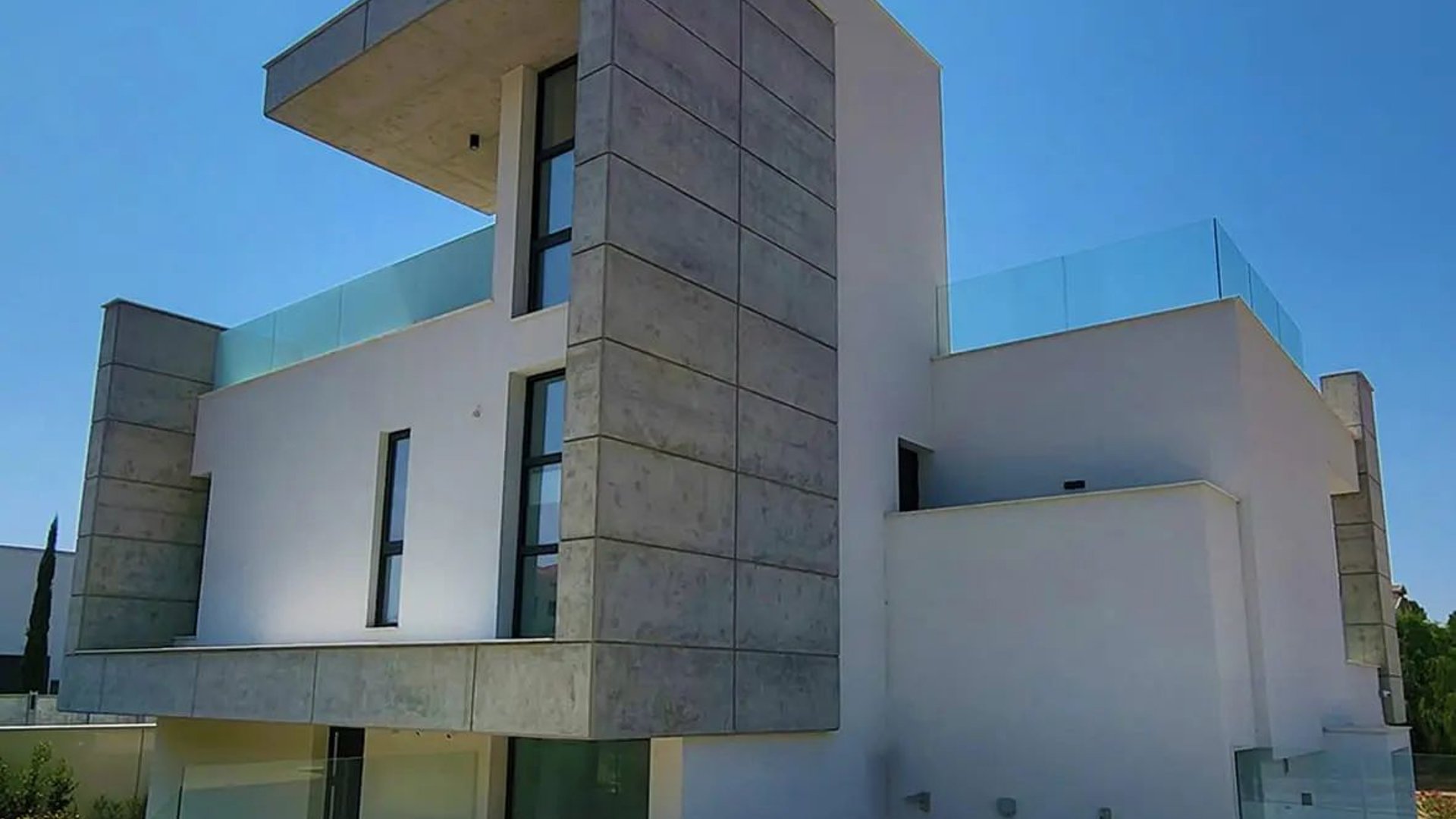 4 bedrooms Villa in Agios Tychonas, Limassol, Cyprus No. 26779
