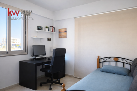 2 bedrooms Apartment in Larnaca, Larnaka, No. 50427 7