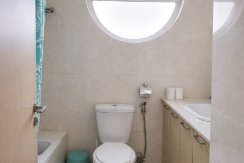 2 bedrooms Apartment in Larnaca, Larnaka, No. 50427 9