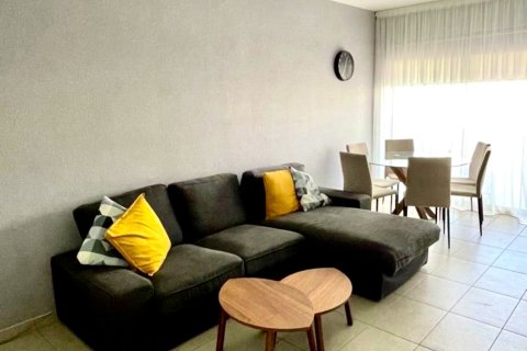 2 dormitorios Apartamento en Larnaca, Larnaka, No. 50428 3