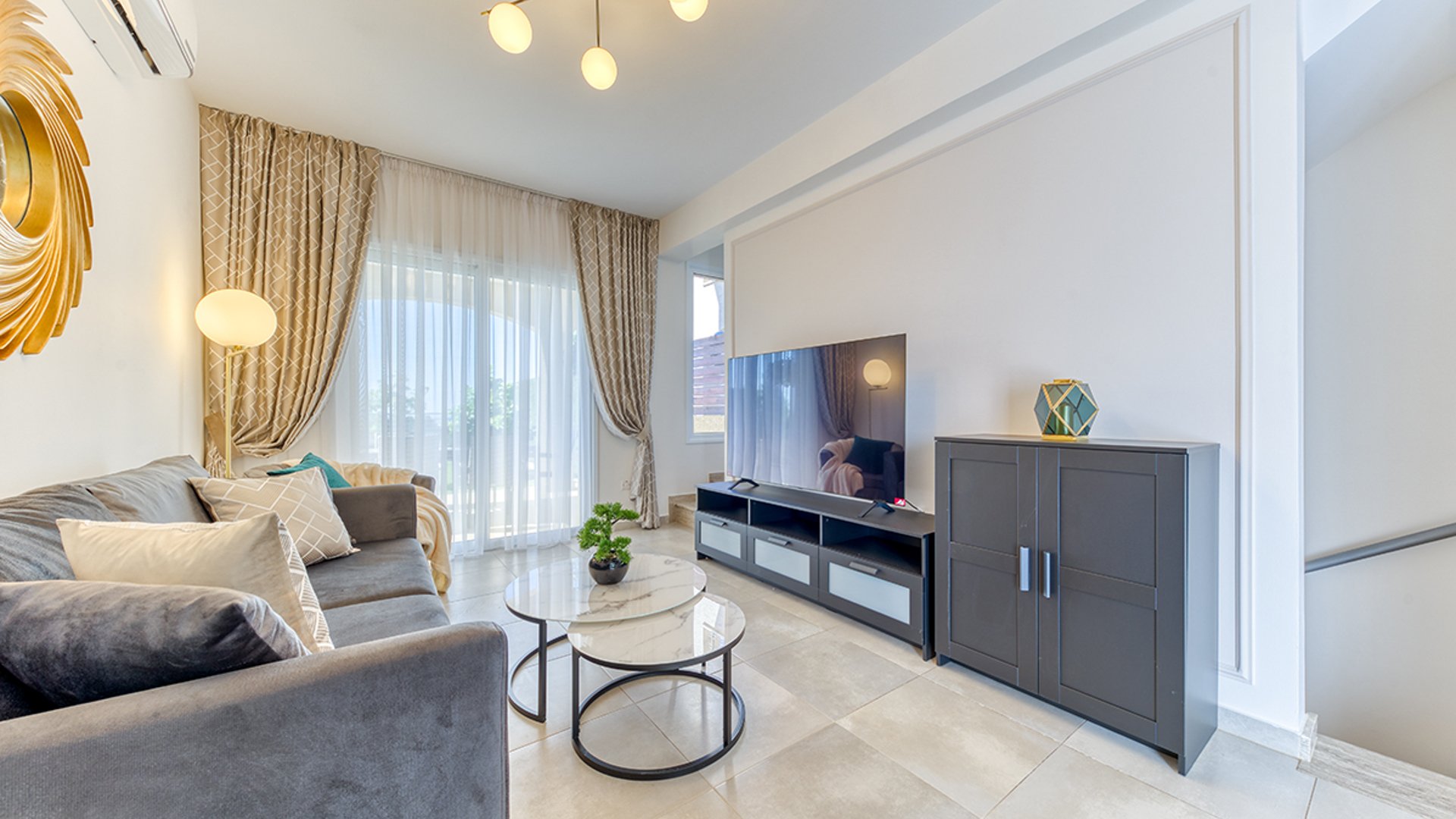 3 chambres Villa à Mouttagiaka, Limassol, Chypre No. 30526