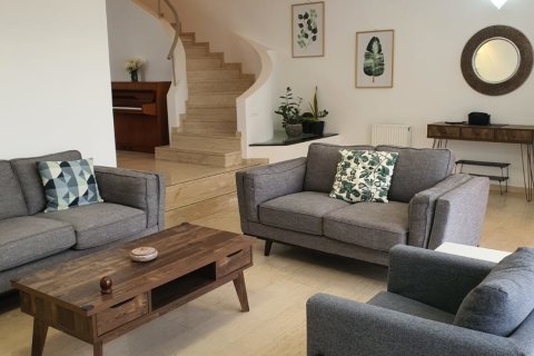 4 bedrooms Townhouse in Strovolos, Nicosia,  No. 50207 2