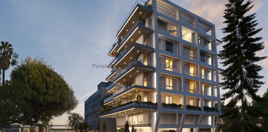 2 bedrooms Apartment in Limassol, No. 39331