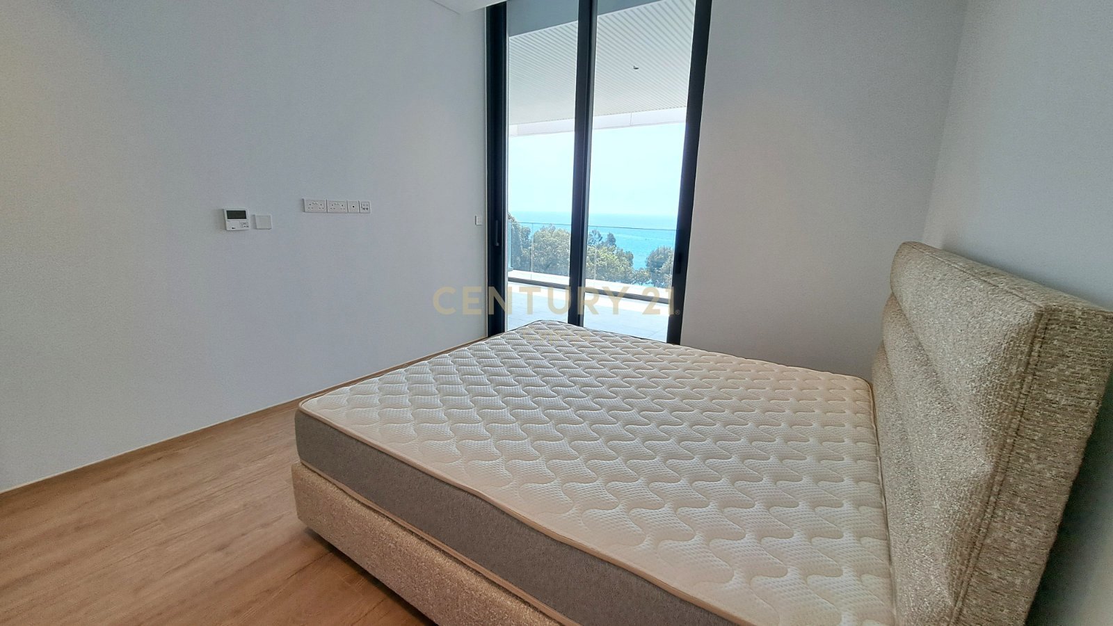1 bedroom Apartment in Germasogeia, Limassol, Cyprus No. 55175