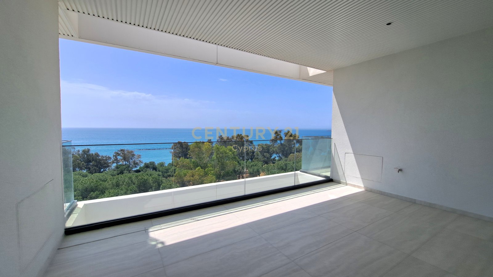 1 bedroom Apartment in Germasogeia, Limassol, Cyprus No. 55175