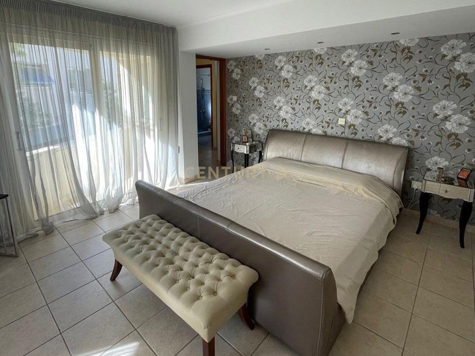 4 bedrooms Villa in Limassol, Cyprus No. 55172