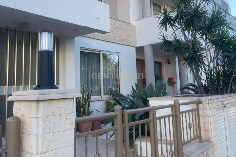 4 dormitorios Villa en Limassol,  No. 55172 2