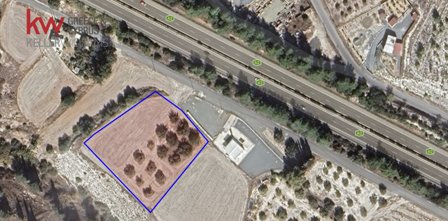 3847m2 Land in Larnaka, No. 56708