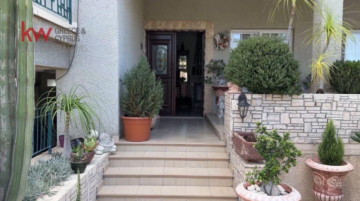 4 bedrooms Townhouse in Larnaka, Cyprus No. 40674
