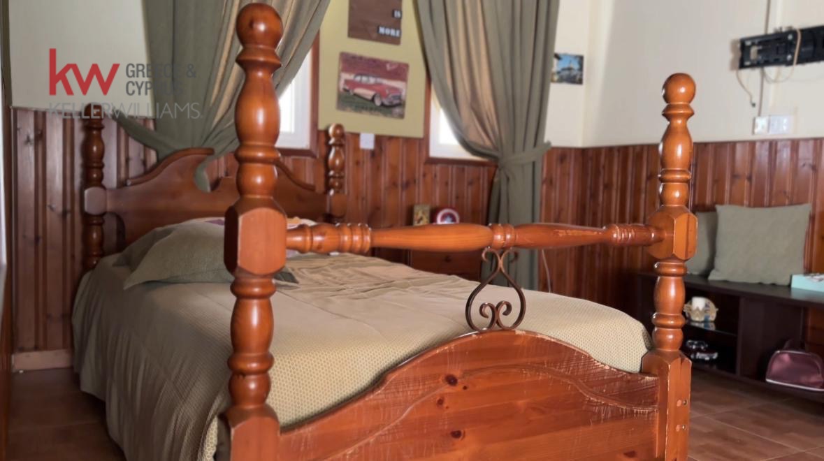 4 bedrooms Townhouse in Larnaka, Cyprus No. 40674
