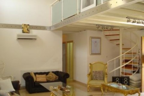 4 bedrooms Villa in Limassol,  No. 38274 2