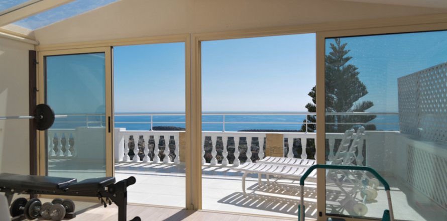 Studio Villa à Limassol,  No. 38276