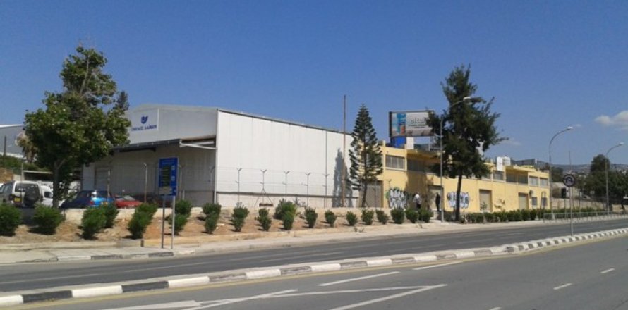 1566m2 Commercial property in Limassol,  No. 38272