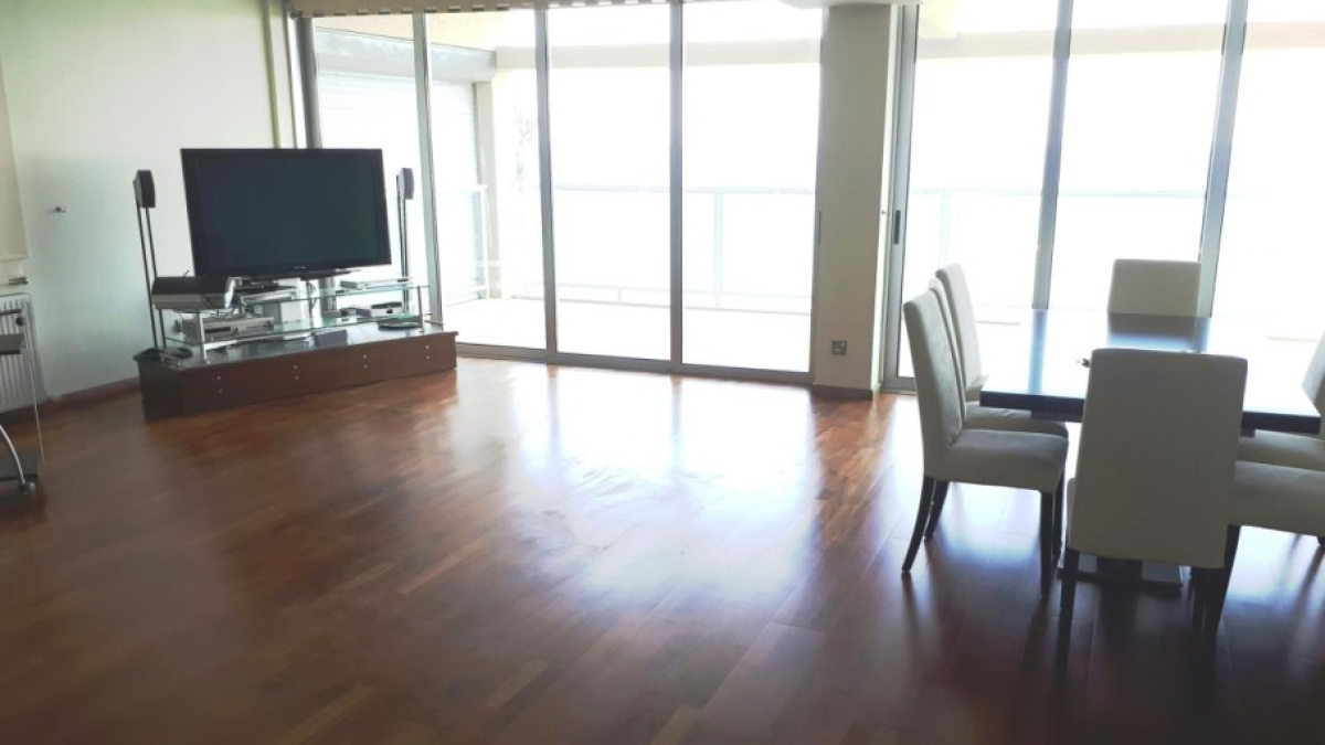2 bedrooms Apartment in Limassol, Cyprus No. 38277